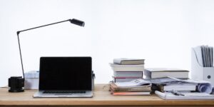 Contraktor | 4 dicas para gerenciar contratos de maneira eficiente 4 dicas para gerenciar contratos de maneira eficiente